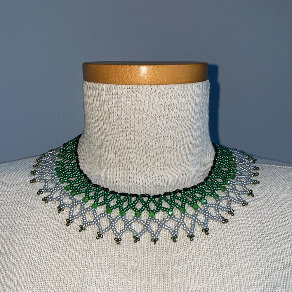 Homemade Collard necklace, green - black - silver. Glass + Swarovski  beads
